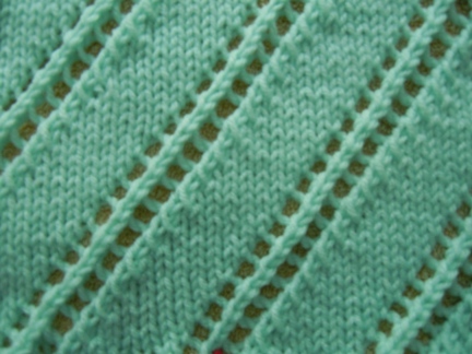 lacy diagonals knitting pattern